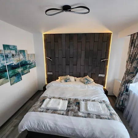 Rapsodia Apartment *